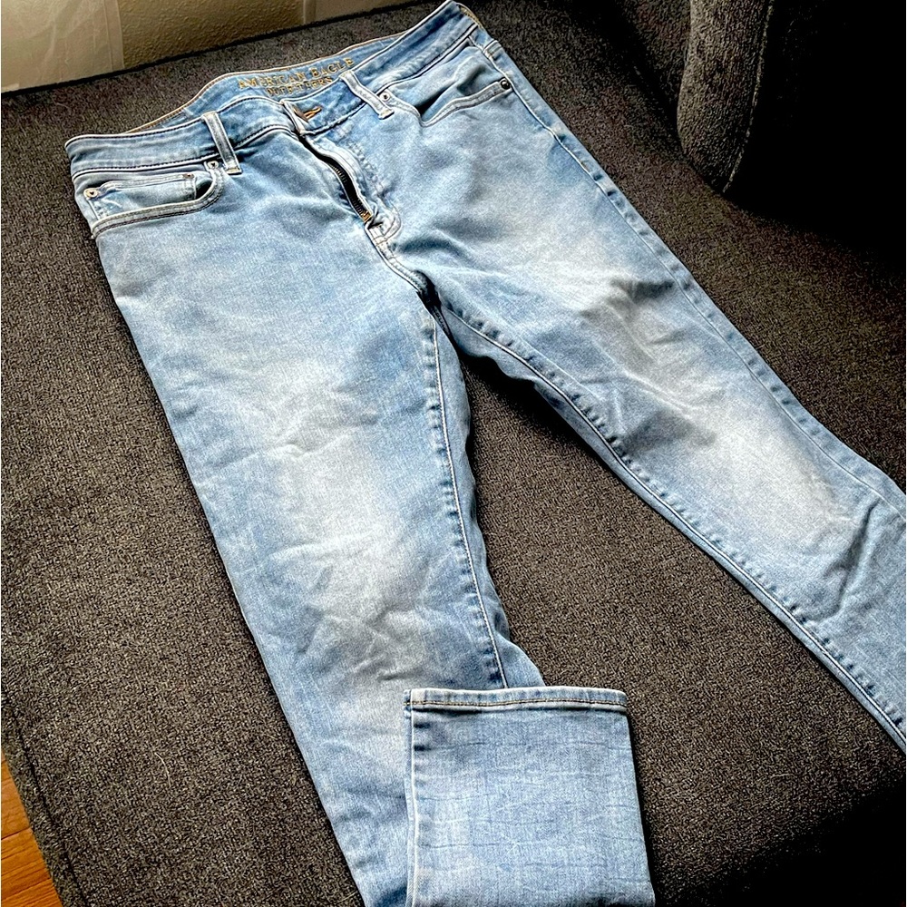 American Eagle Extreme flex jeans size 34 x 30 skinny jeans.